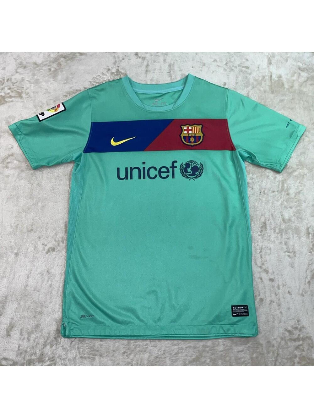 Nike FC Barcelona 2010-11 Away Football Jersey Youth L 10-12YRS Excellent Condit